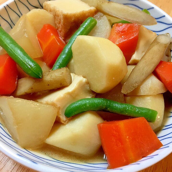 かつおつゆで簡単♪厚揚げと根菜の煮物